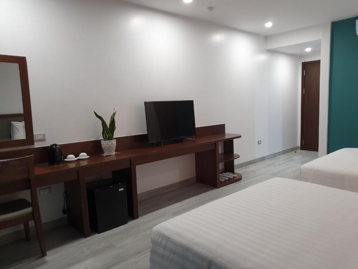 Ha Long Bay Tuan Chau Hotel Exterior photo